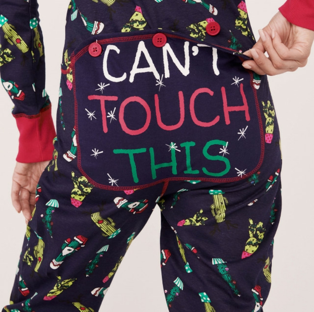 🎁🆕️Can't Touch This Pajamas + Socks